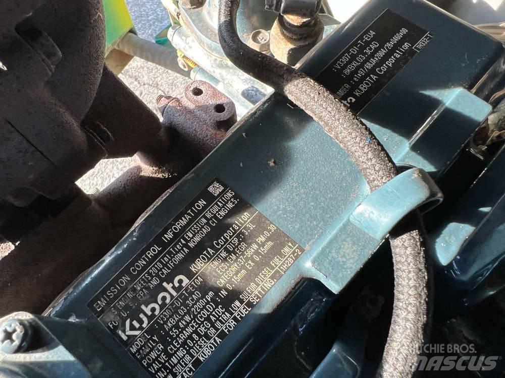 Bomag BW 154 AP AM Катки тротуарные