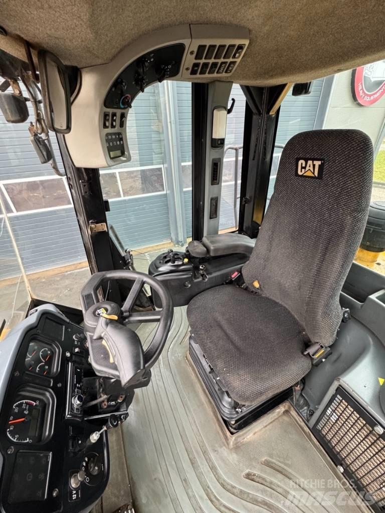 CAT 950 G Фронтальные погрузчики
