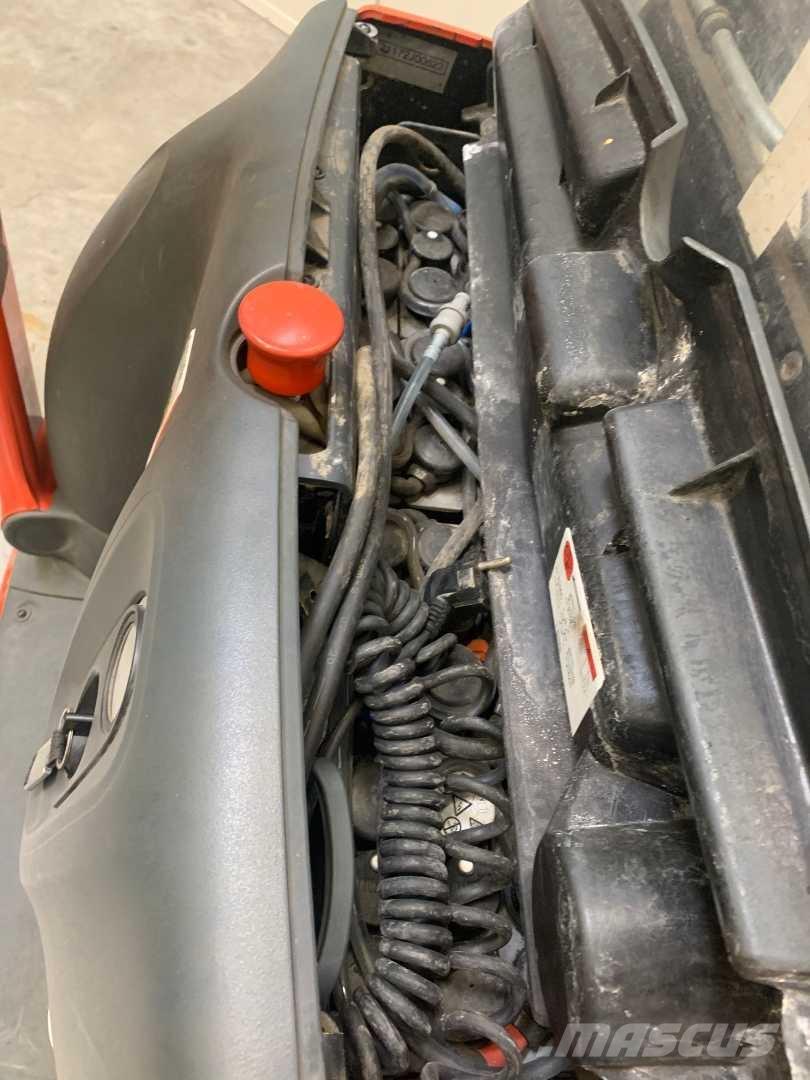 Linde L10 Самоходные электроштабелёры