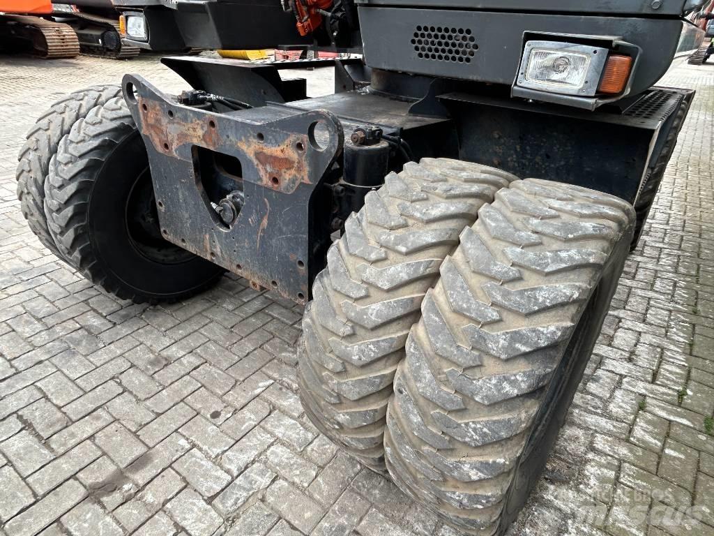 Hitachi ZX 140 W Колёсные экскаваторы