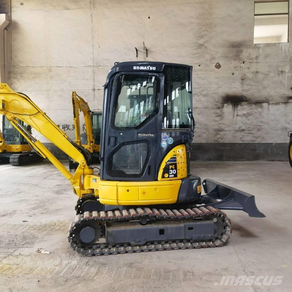 Komatsu PC30 Гусеничные экскаваторы