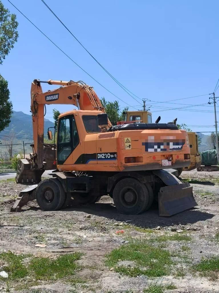 Doosan DH210W-7 Колёсные экскаваторы