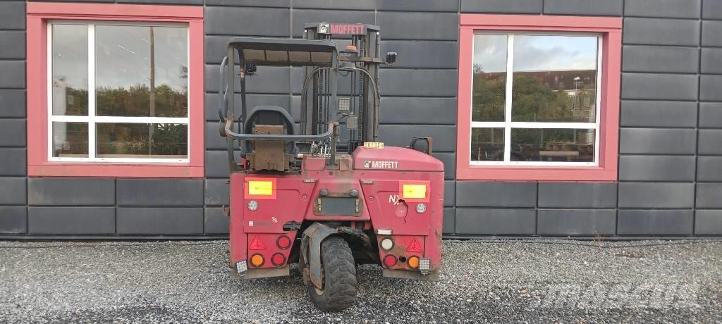 Moffett M5 25.3P NX Дизельные погрузчики