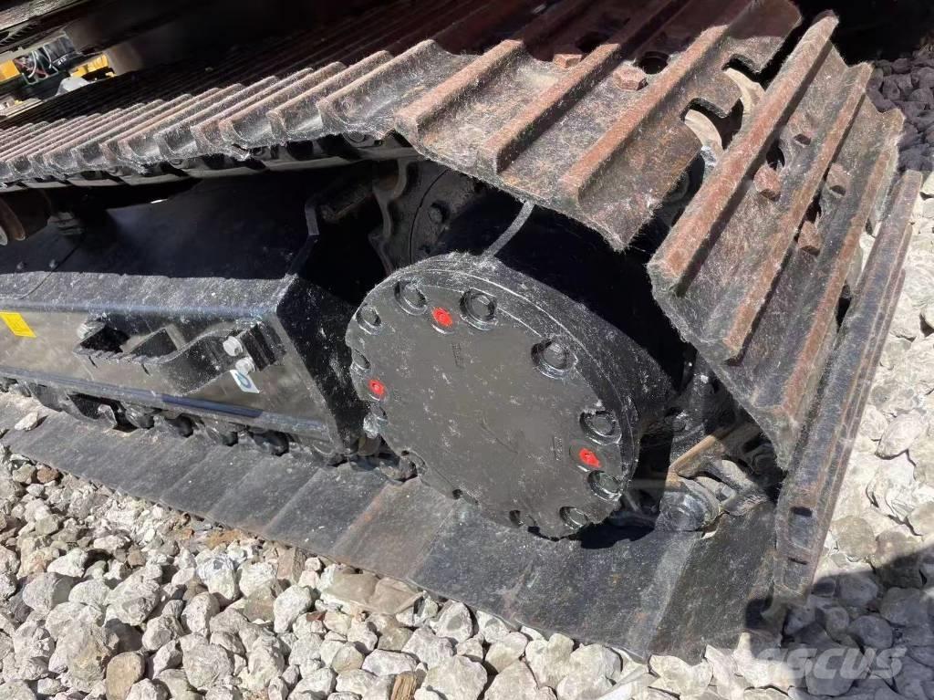 Hitachi ZX 120 Гусеничные экскаваторы