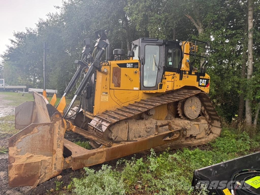 CAT D 6 T LGP Гусеничные бульдозеры