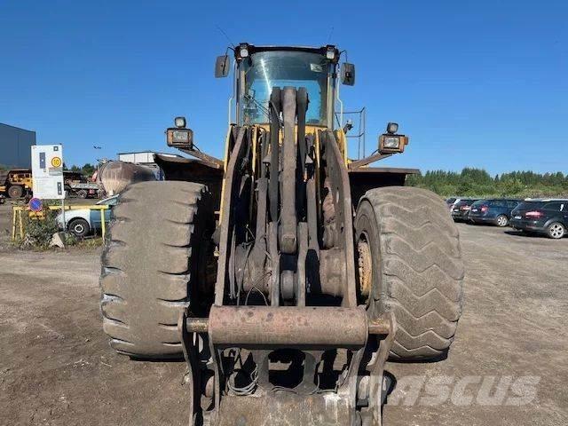 Volvo L220D Фронтальные погрузчики