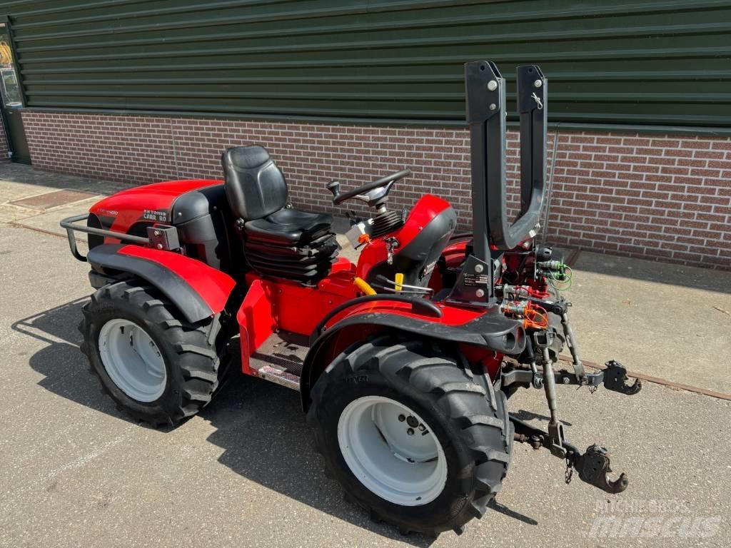 Carraro TTR4400 Коммунальные мини-погрузчики