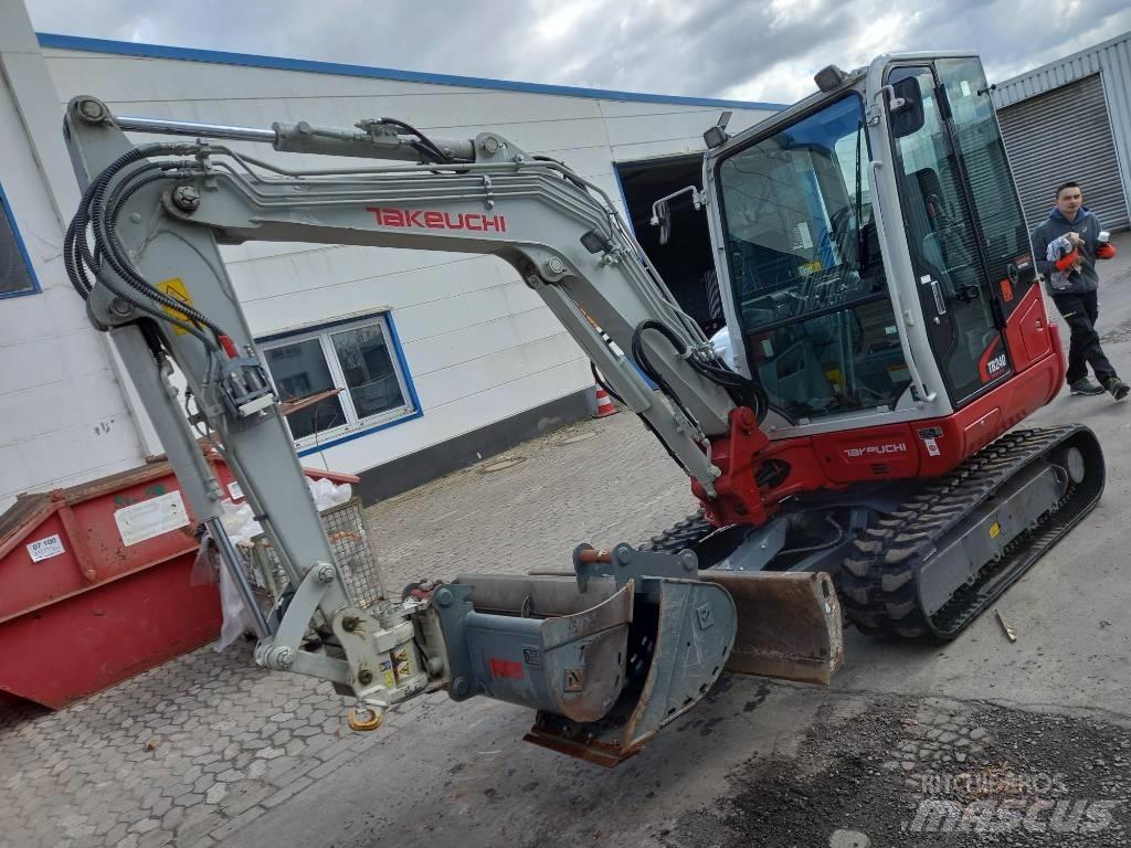 Takeuchi TB 240 Мини-экскаваторы