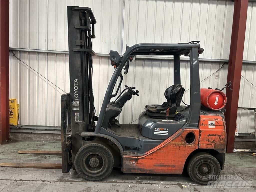Toyota 02-8FGF25 Газовые погрузчики