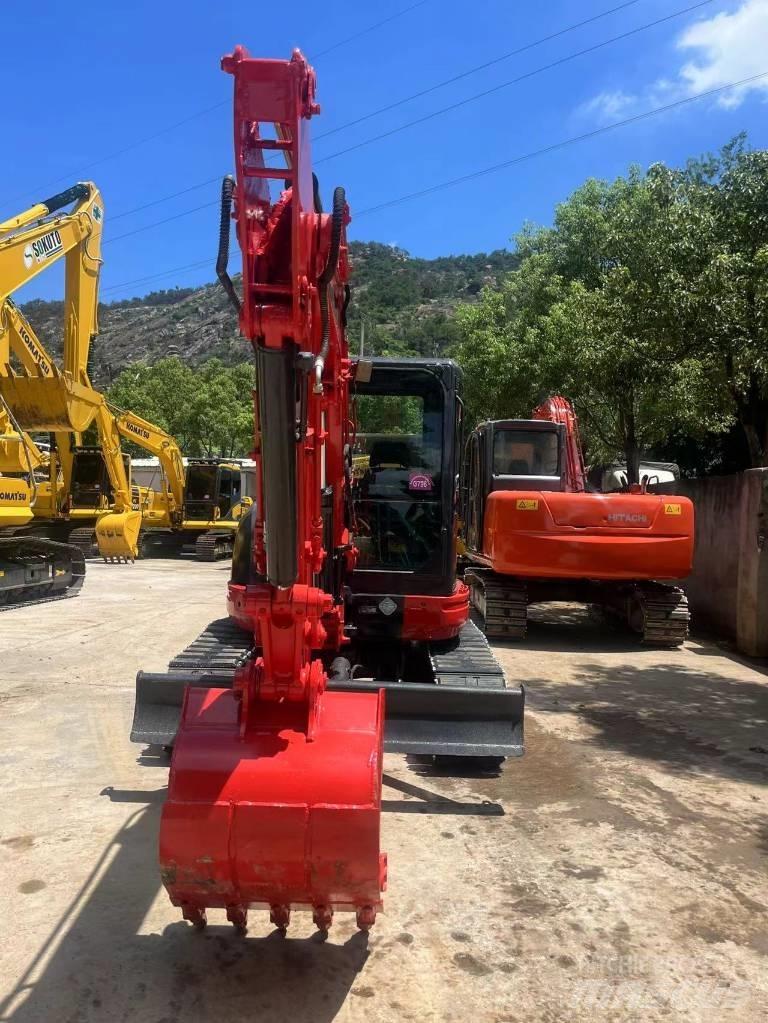 Kubota KX155-3 Гусеничные экскаваторы