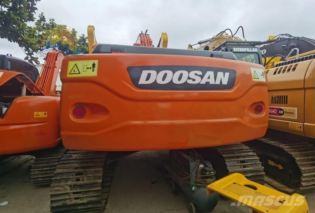 Doosan DX 225 LC Гусеничные экскаваторы