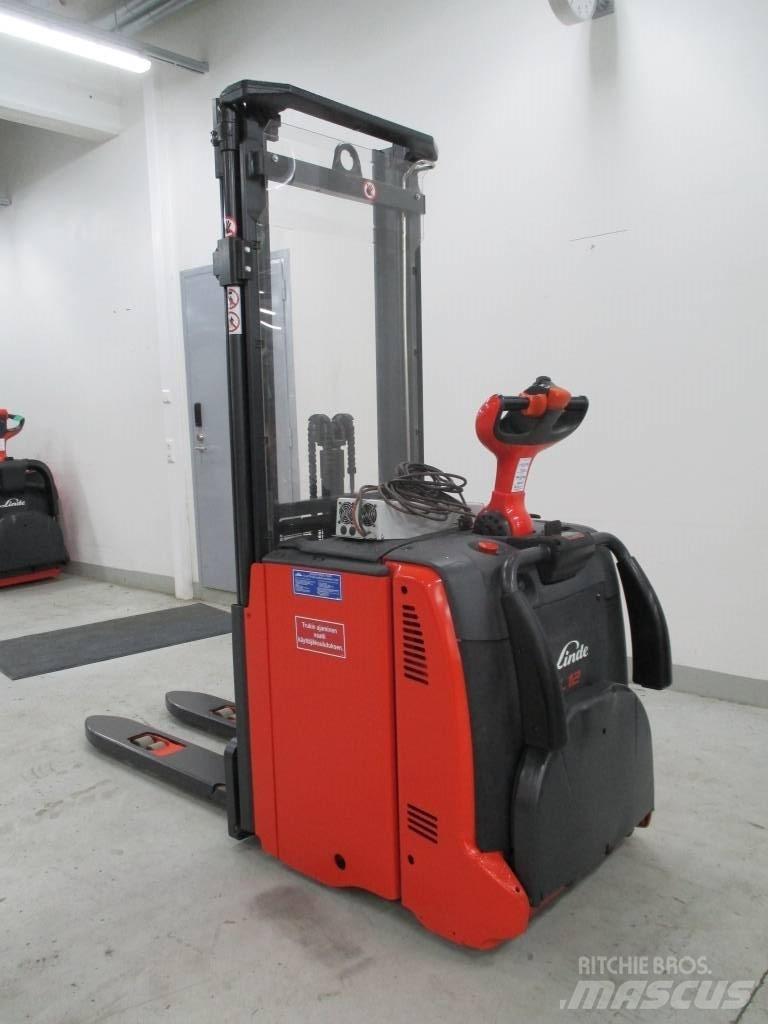 Linde L 12 AP Самоходные электроштабелёры