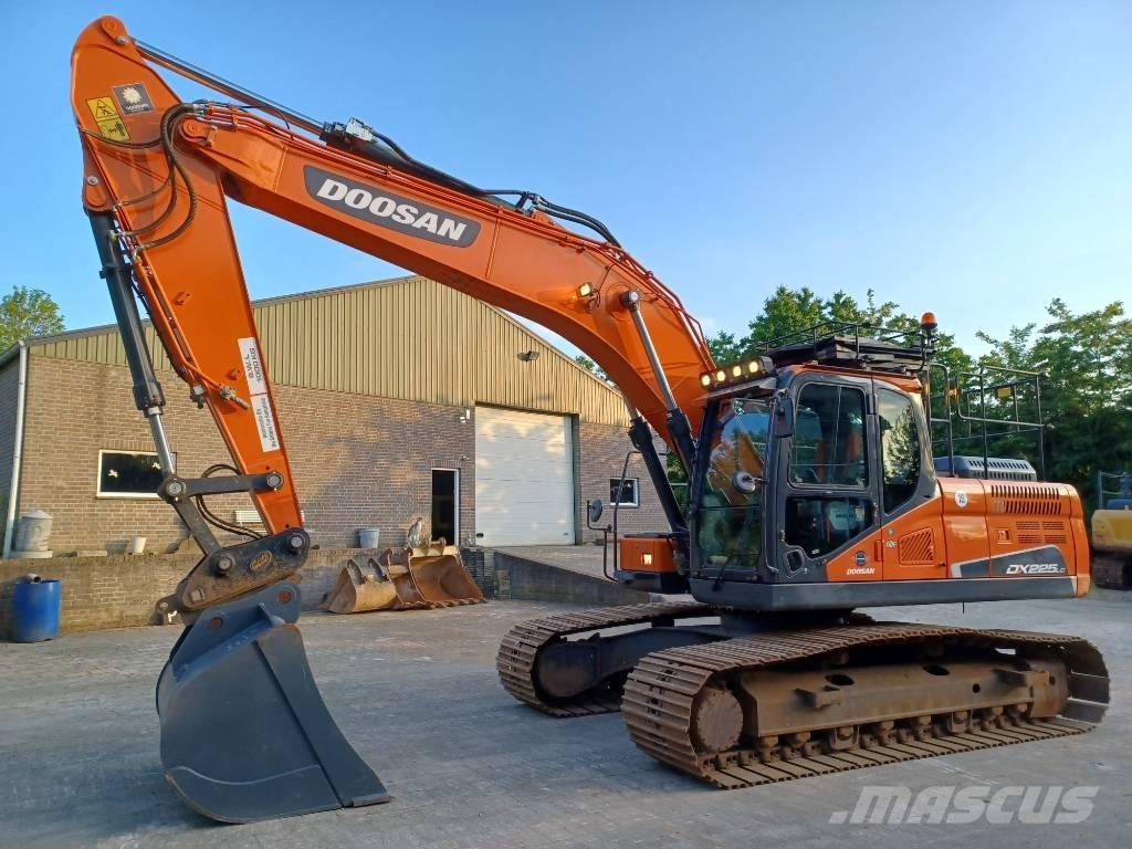 Doosan DX 225 LC-5 Гусеничные экскаваторы