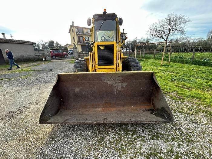 Venieri VF 7.33 Экскаваторы-погрузчики