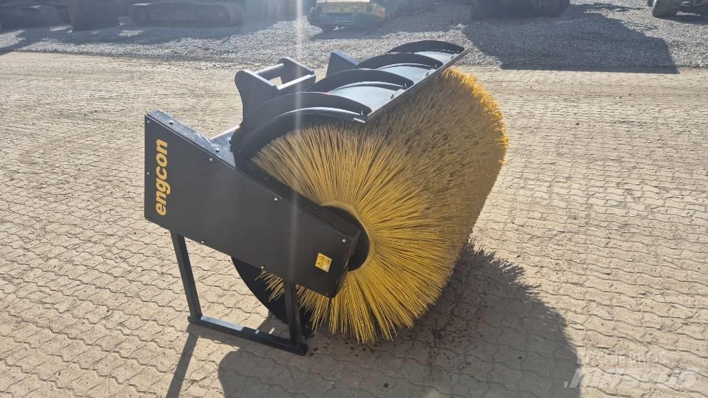 Engcon sweeper Вакуумные уборочные машины