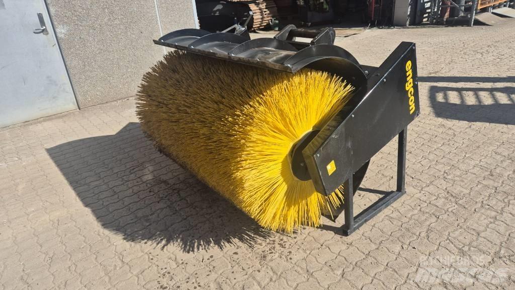 Engcon sweeper Вакуумные уборочные машины