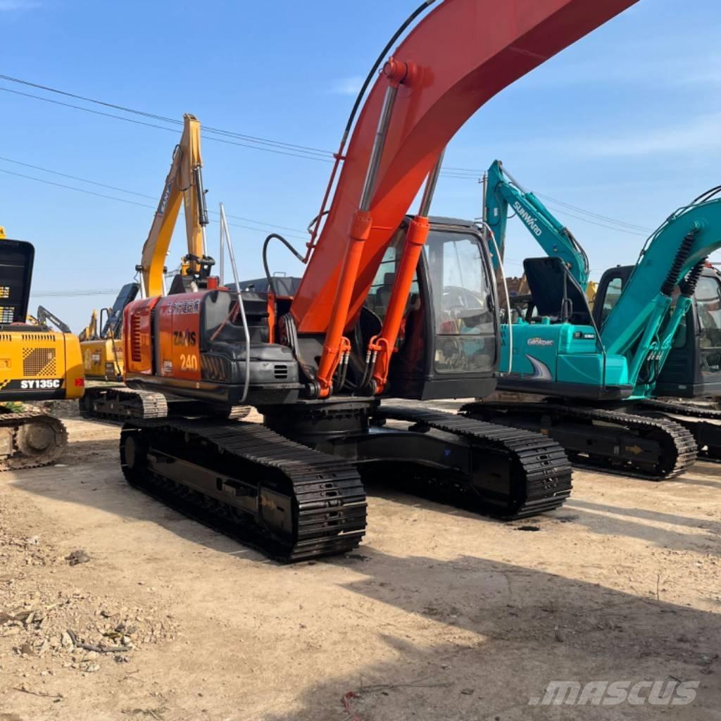 Hitachi ZX 240 Гусеничные экскаваторы