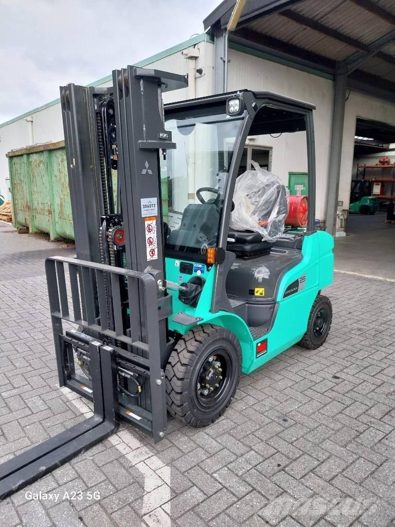 Mitsubishi FG 25 N Газовые погрузчики