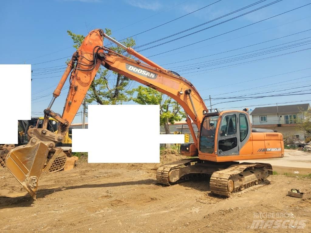 Doosan DX 220 LCA Гусеничные экскаваторы