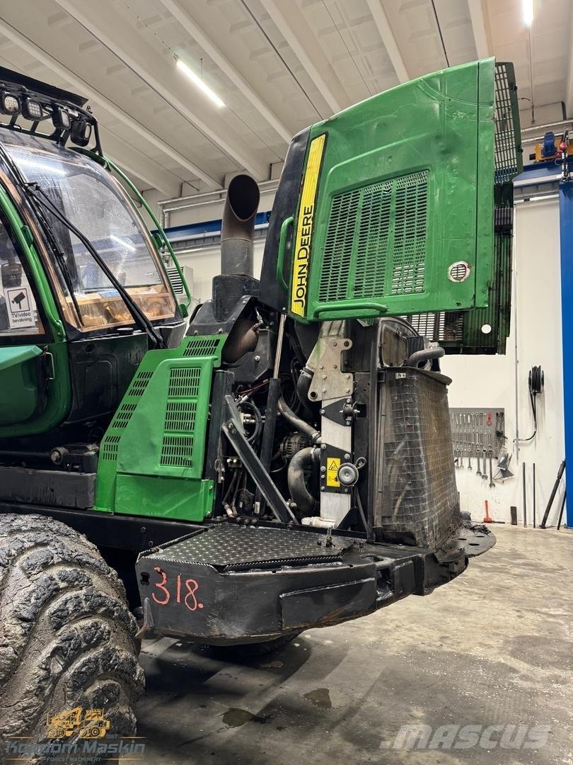 John Deere 1510E Форвардеры