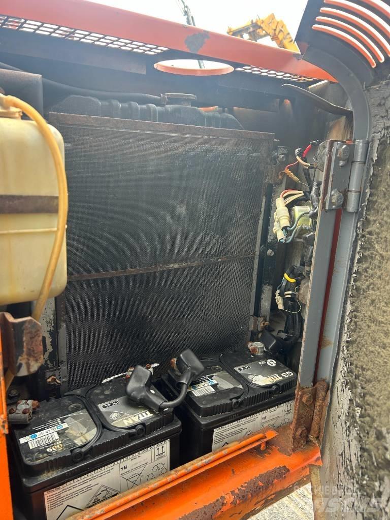 Hitachi EX 60-1 Гусеничные экскаваторы