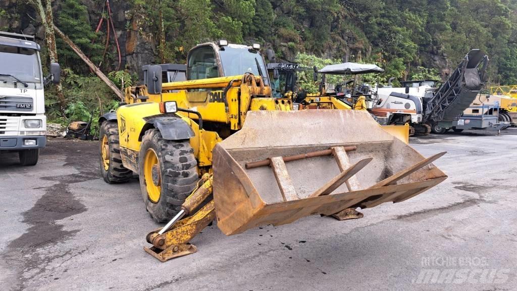 JCB 537-135 Телескопические погрузчики