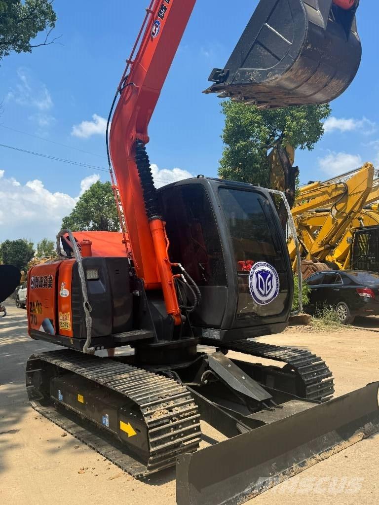 Hitachi ZX 70 Гусеничные экскаваторы