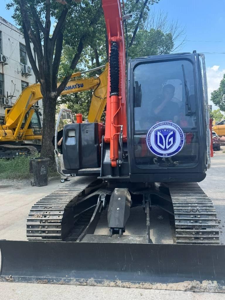 Hitachi ZX 70 Гусеничные экскаваторы