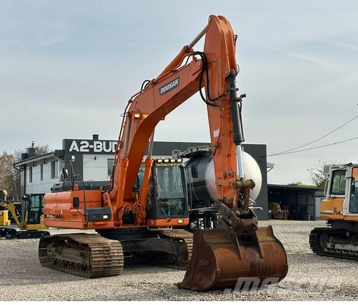 Doosan DX 300 LC-3 Гусеничные экскаваторы