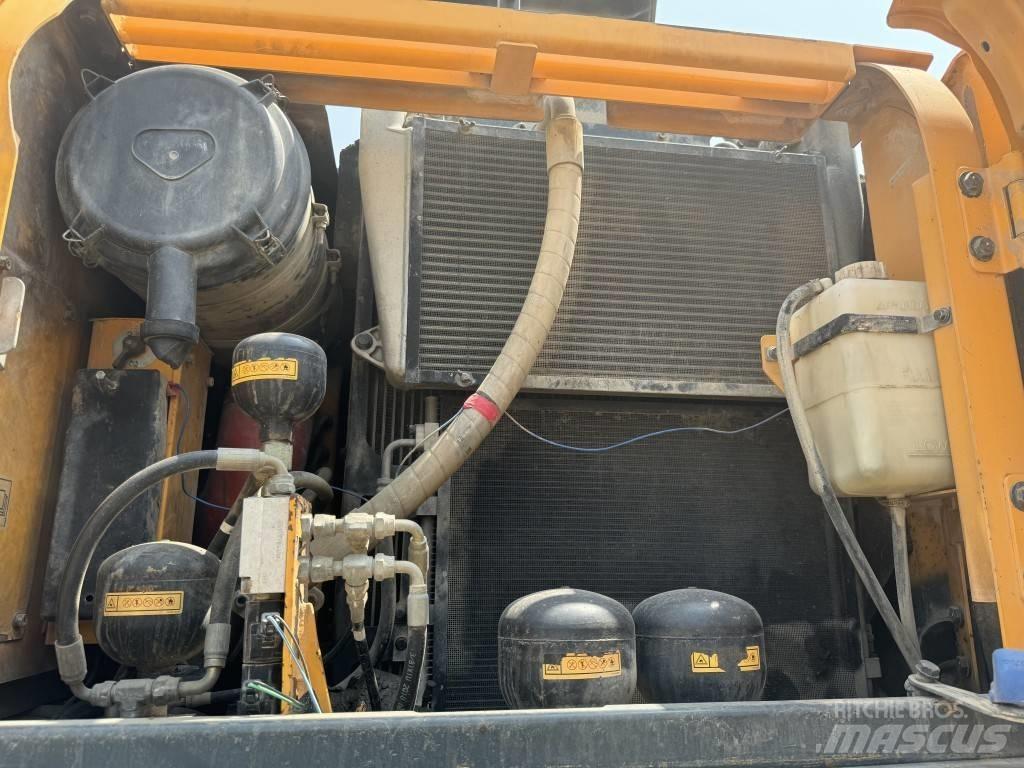 Hyundai R 150 W-9 Колёсные экскаваторы