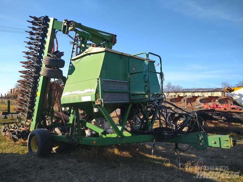 John Deere 740 A 9m Сеялки