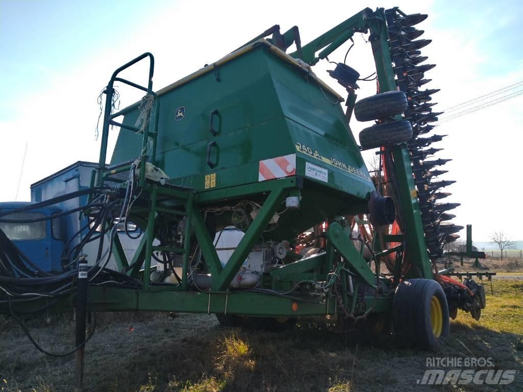John Deere 740 A 9m Сеялки
