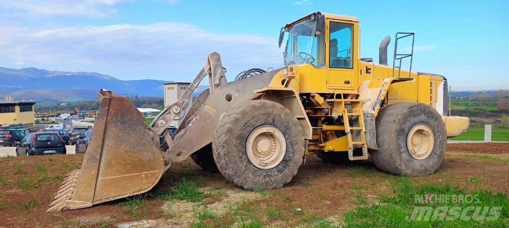Volvo L 220 E Фронтальные погрузчики