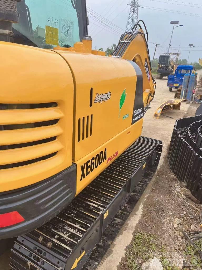 XCMG XE 60 DA Мини-экскаваторы