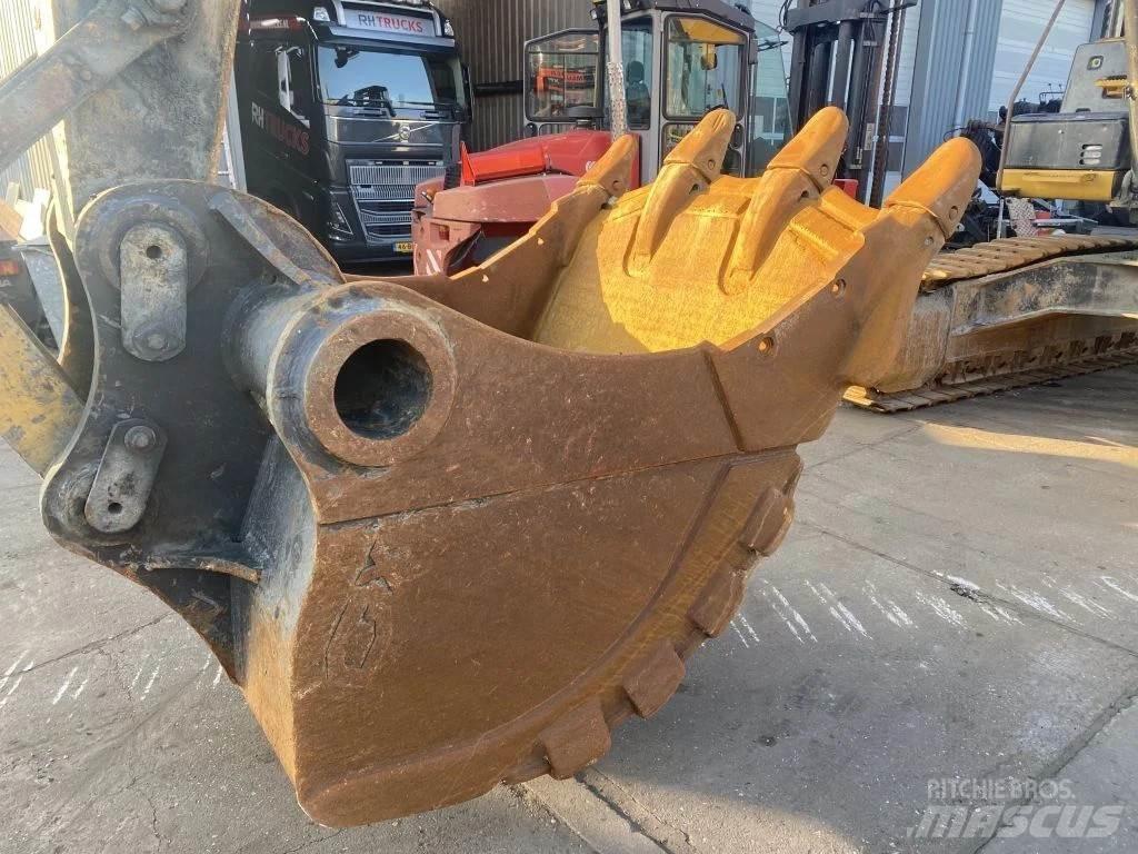 CAT 336EL Гусеничные экскаваторы