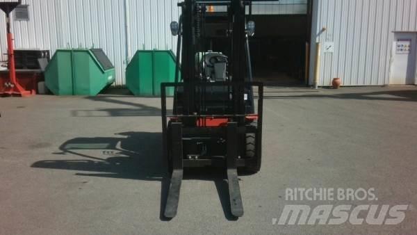 Manitou MI30G ST5 Внедорожные погрузчики