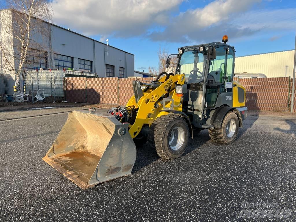 Wacker Neuson WL 32 Фронтальные погрузчики