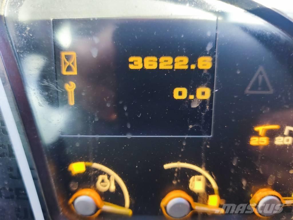 JCB 525-60 Телескопические погрузчики