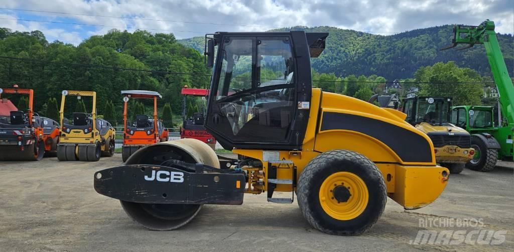 JCB Vibromax WM 75 D Грунтовые катки