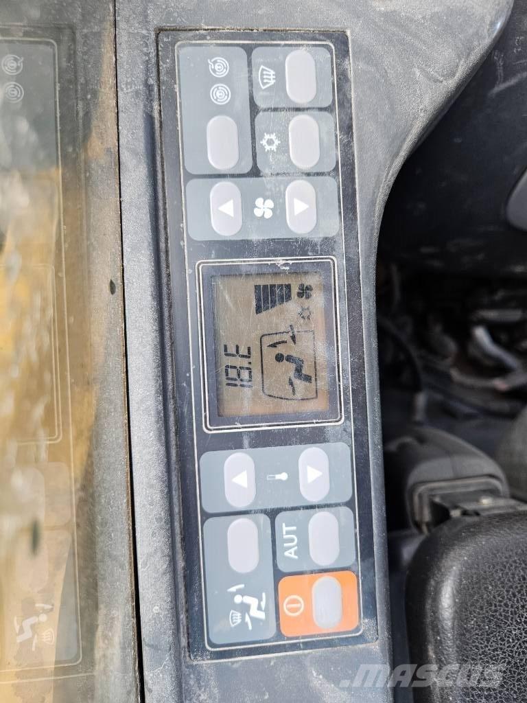 CAT 323 Гусеничные экскаваторы