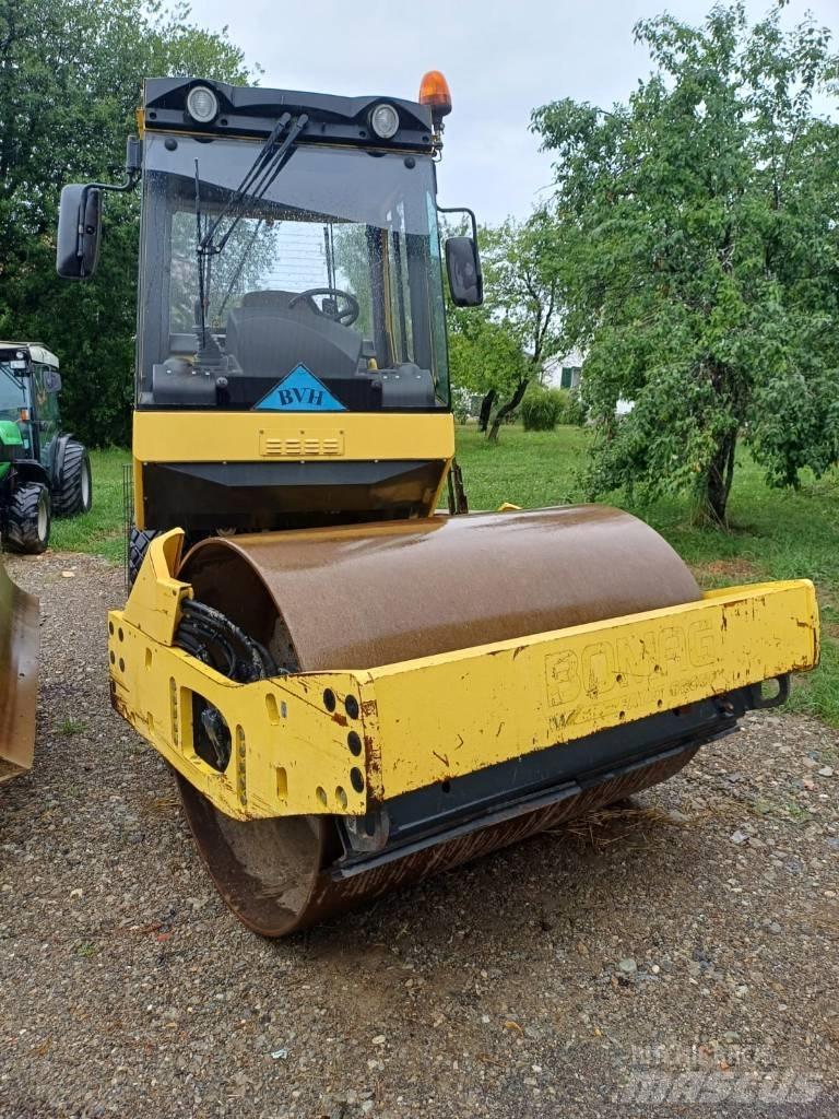 Wacker Neuson ET 90 Малые экскаваторы 7т-12т