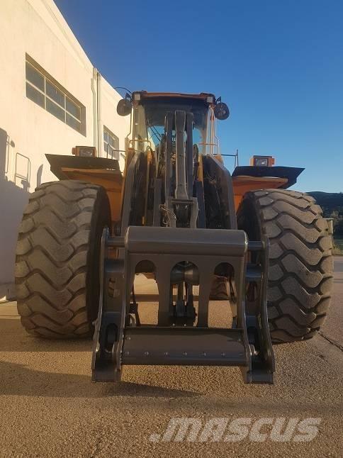 Volvo L220E Фронтальные погрузчики