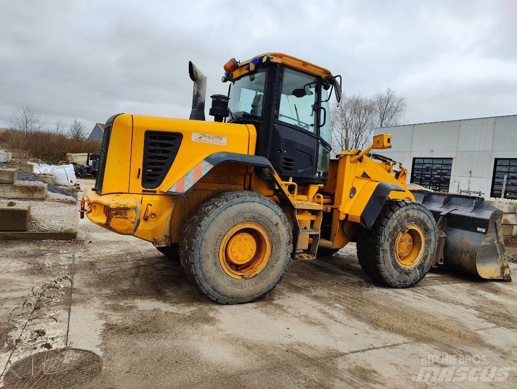 JCB 436 Фронтальные погрузчики