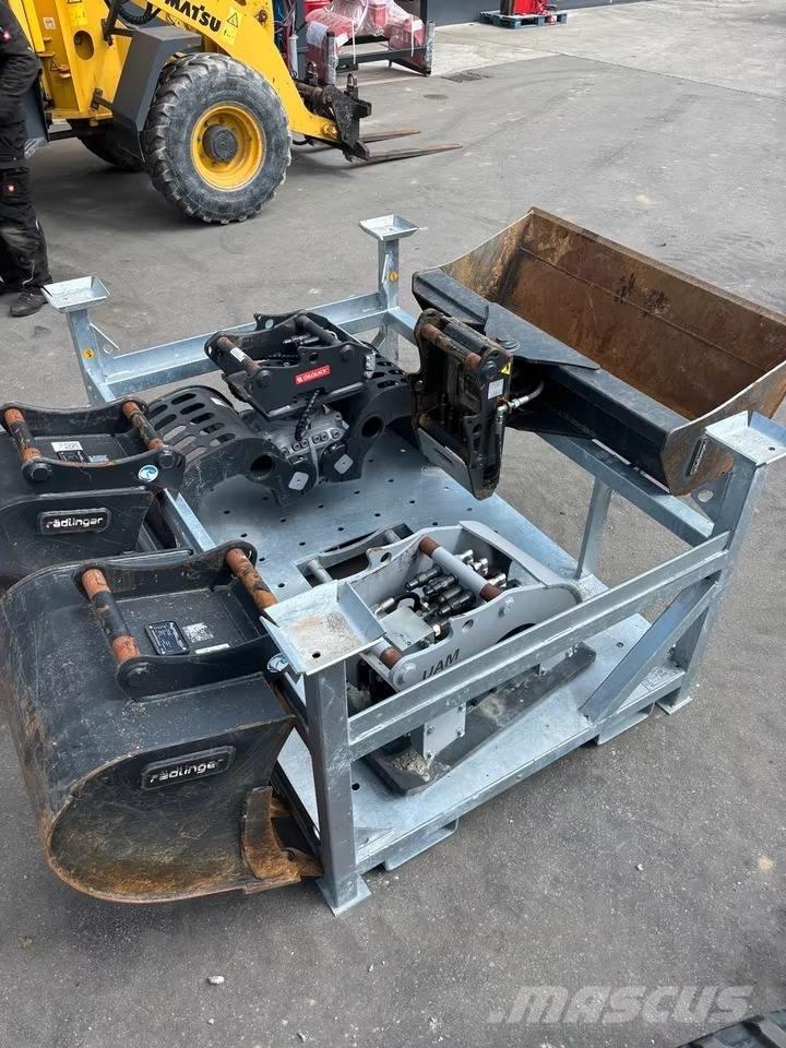 Hitachi ZX38U P-Line Мини-экскаваторы