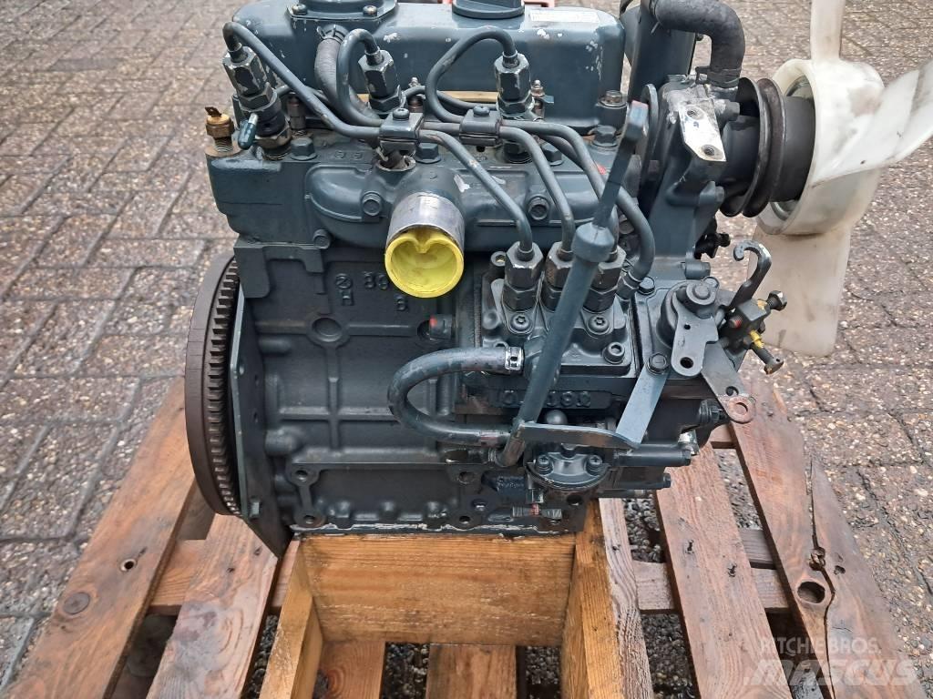 Kubota D722 Двигатели