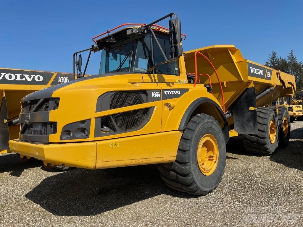 Volvo A30G Шарнирно-сочленённые самосвалы