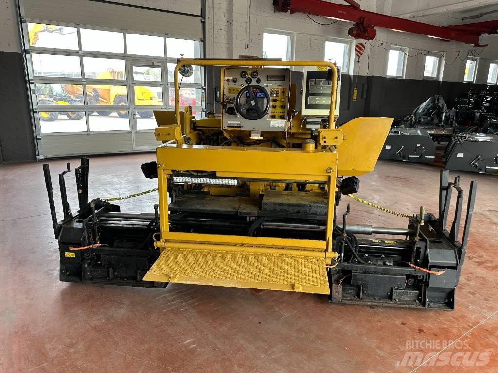 CAT AP 255 E Асфальтоукладчики