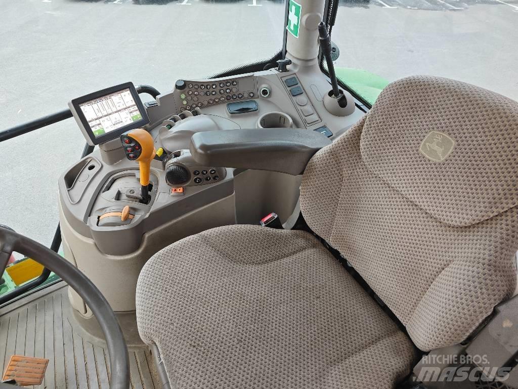 John Deere 6215 R Трактора
