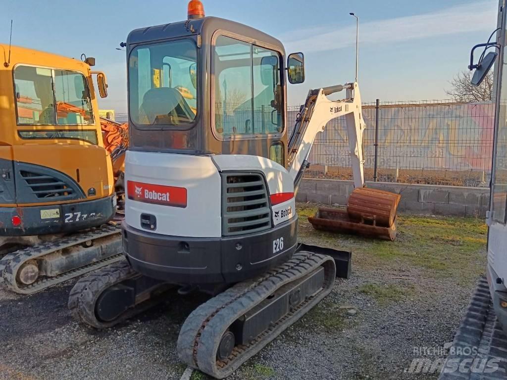 Bobcat E 26 Мини-экскаваторы