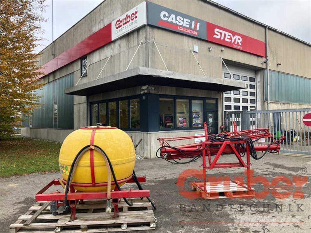 Rau 1.000 l Прицепные опрыскиватели